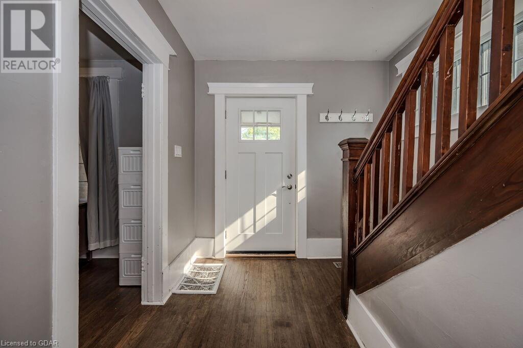54 Eramosa RoadGuelph (Waverley), Ontario  N1E 2L5 - Photo 3 - X10876171