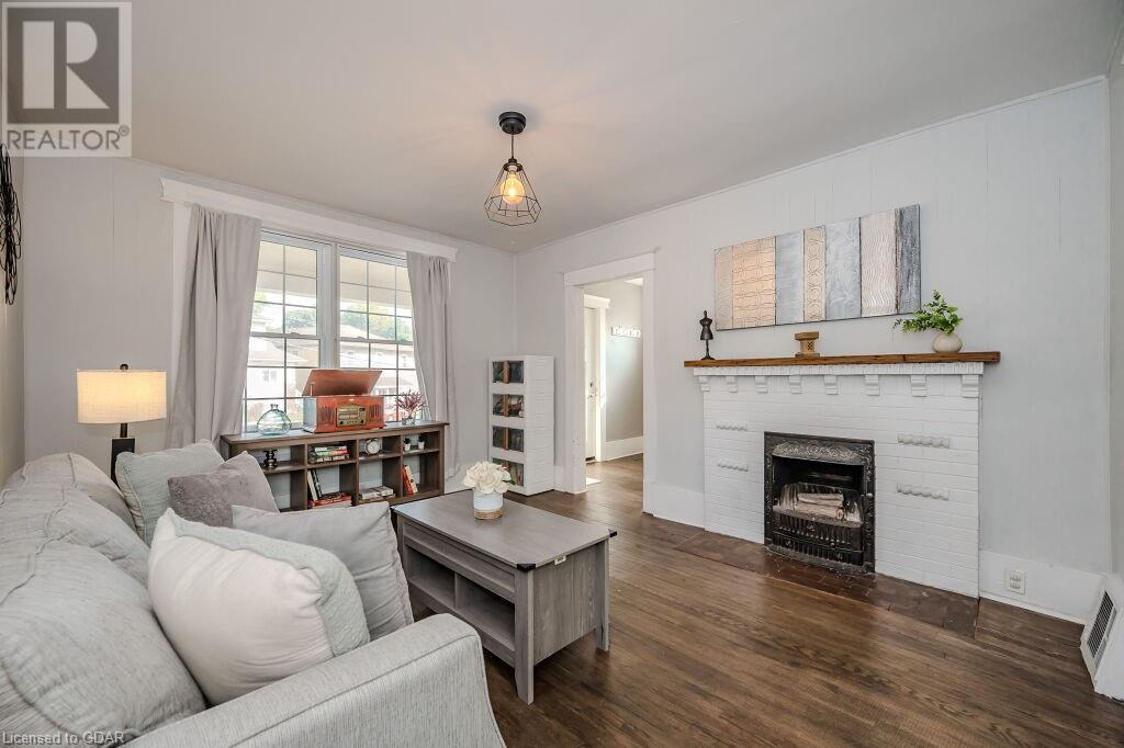 54 Eramosa RoadGuelph (Waverley), Ontario  N1E 2L5 - Photo 6 - X10876171