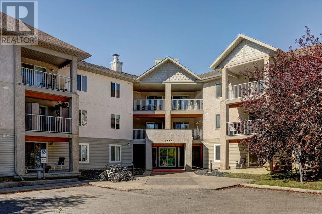 204, 4000 Citadel Meadow Point Nw, Calgary, Alberta  T3G 5N5 - Photo 4 - A2166289