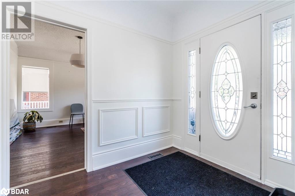 115 Collier Street, Barrie, Ontario  L4M 1H2 - Photo 4 - 40648803