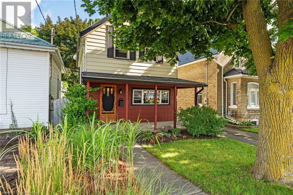 627 ADELAIDE Street, woodstock, Ontario