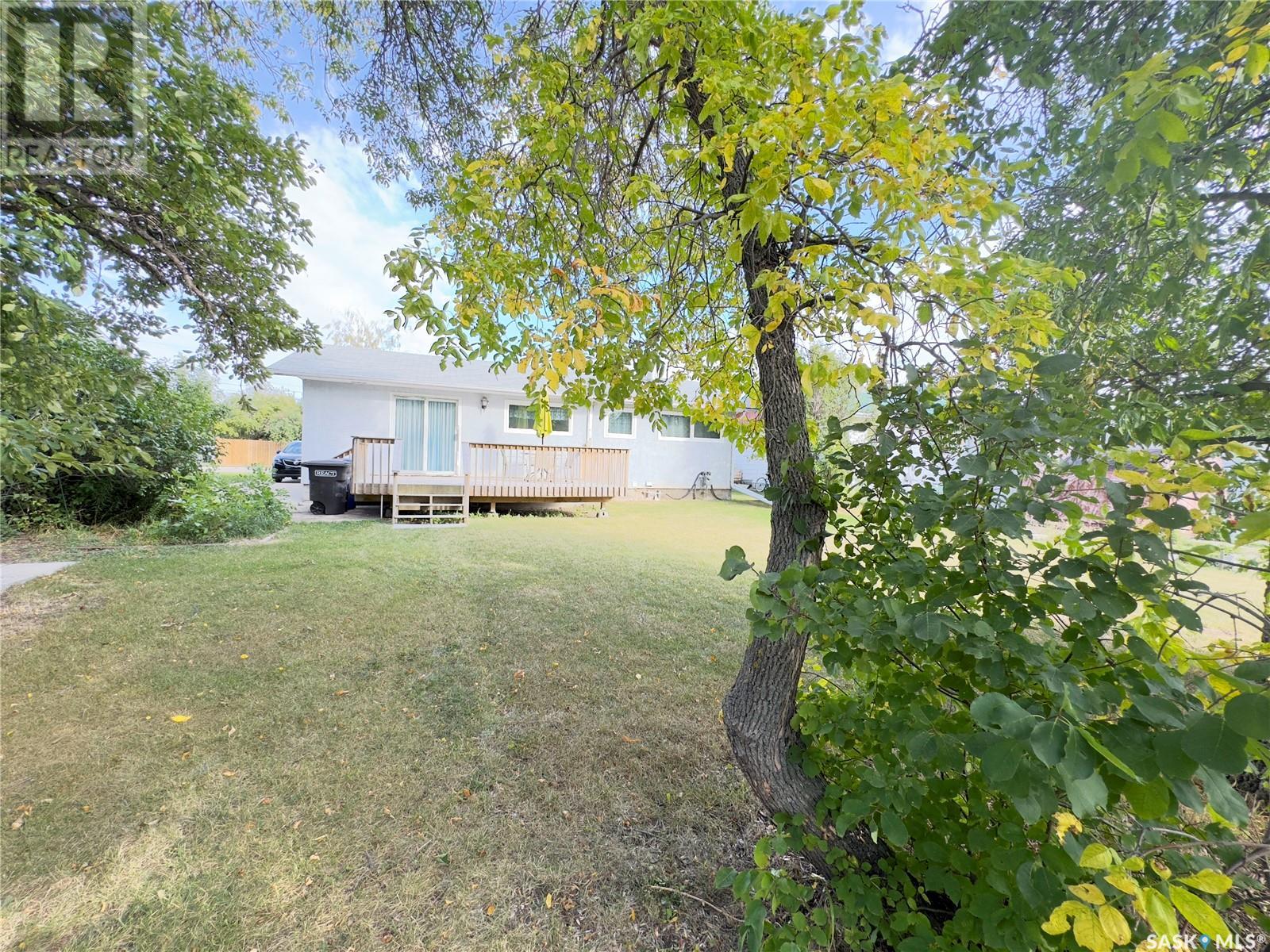 1027 7th Street, Humboldt, Saskatchewan  S0K 2A0 - Photo 47 - SK984016