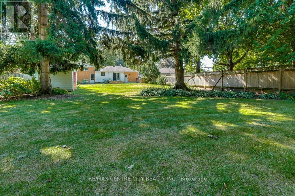 11 Pannell Lane, Strathroy-Caradoc (Nw), Ontario  N7G 2C5 - Photo 30 - X9356401