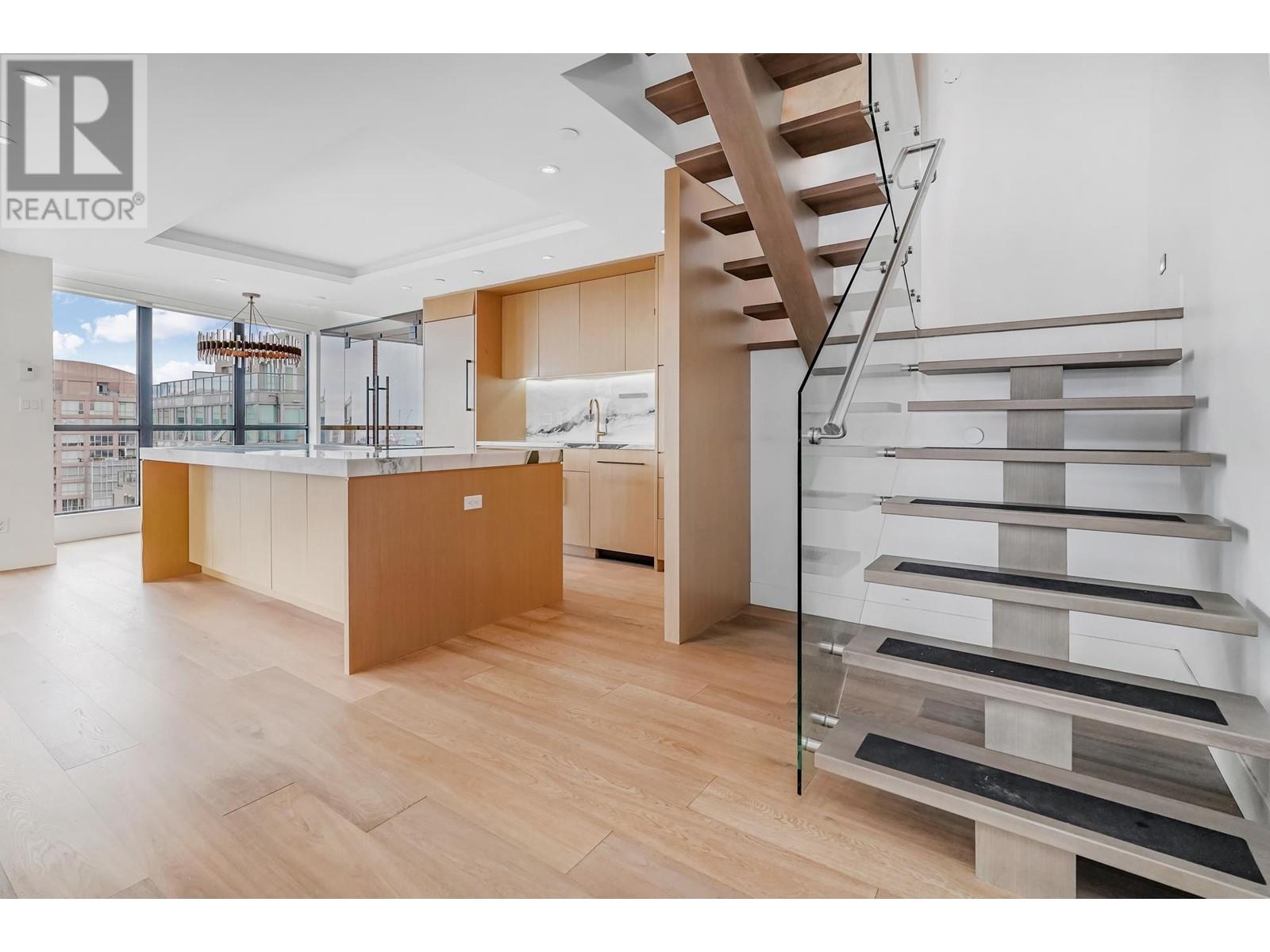 Listing Picture 2 of 23 : 3604 939 HOMER STREET, Vancouver / 溫哥華 - 魯藝地產 Yvonne Lu Group - MLS Medallion Club Member