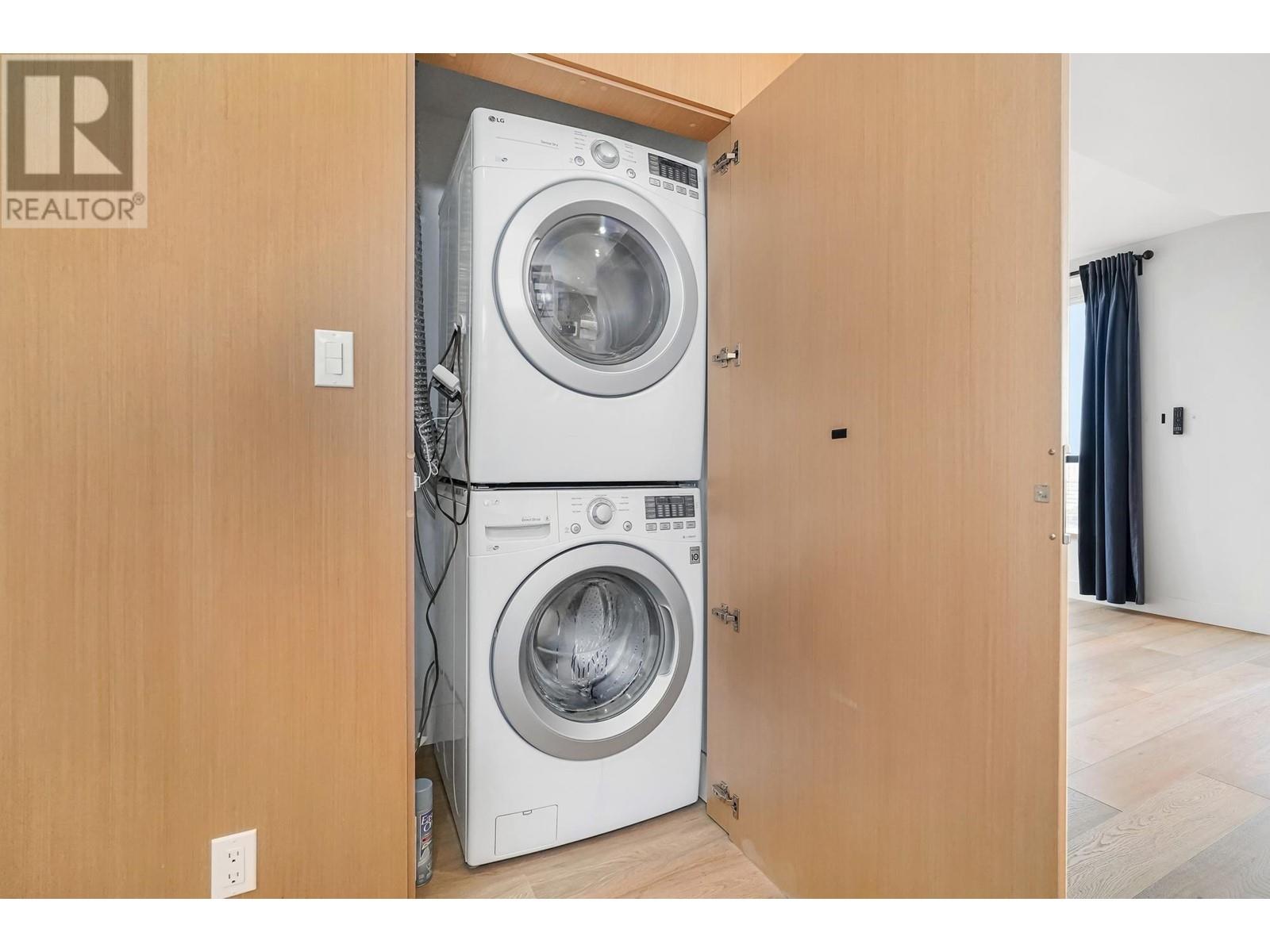 Listing Picture 18 of 23 : 3604 939 HOMER STREET, Vancouver / 溫哥華 - 魯藝地產 Yvonne Lu Group - MLS Medallion Club Member