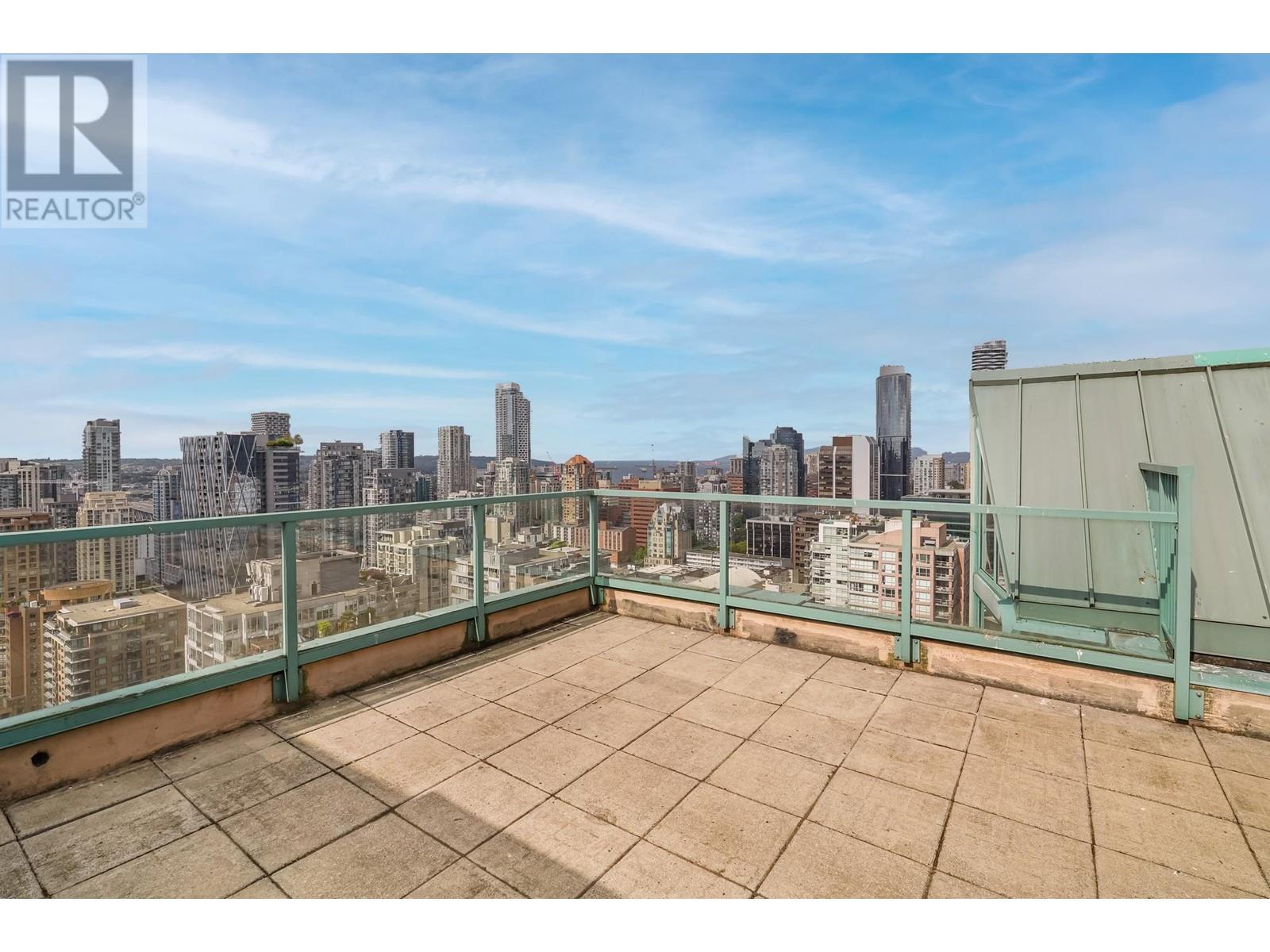 Listing Picture 22 of 23 : 3604 939 HOMER STREET, Vancouver / 溫哥華 - 魯藝地產 Yvonne Lu Group - MLS Medallion Club Member