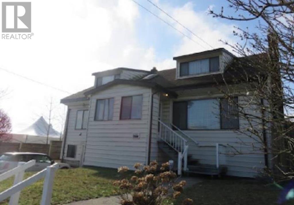 Listing Picture 5 of 25 : 7225 GILLEY AVENUE, Burnaby / 本拿比 - 魯藝地產 Yvonne Lu Group - MLS Medallion Club Member