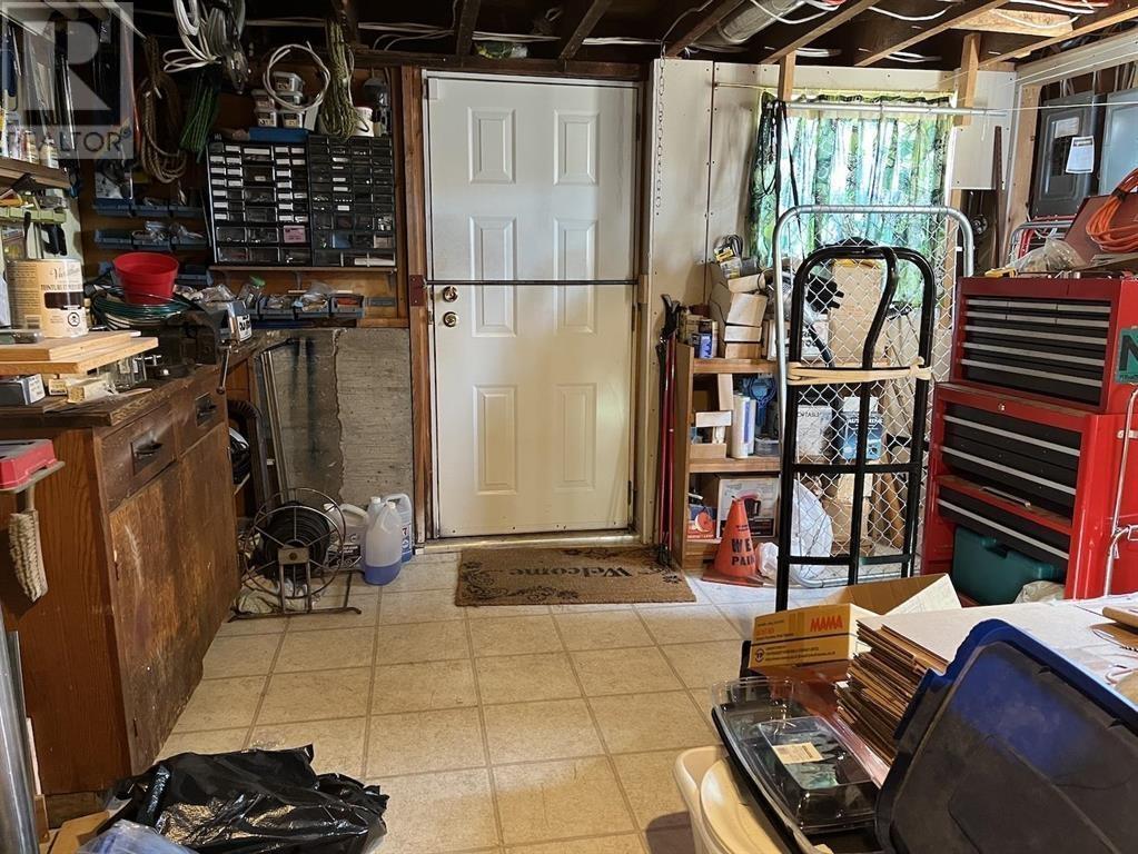 Listing Picture 15 of 25 : 7225 GILLEY AVENUE, Burnaby / 本拿比 - 魯藝地產 Yvonne Lu Group - MLS Medallion Club Member