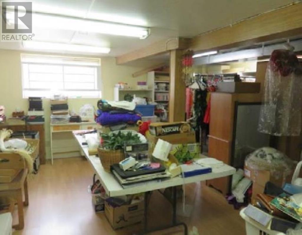 Listing Picture 13 of 25 : 7225 GILLEY AVENUE, Burnaby / 本拿比 - 魯藝地產 Yvonne Lu Group - MLS Medallion Club Member