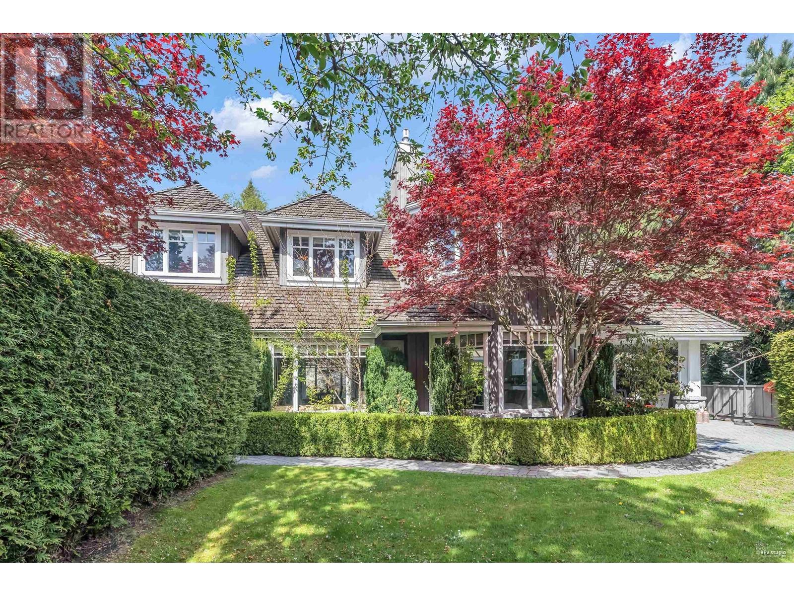 4683 Decourcy Court, West Vancouver, British Columbia  V7W 3J5 - Photo 3 - R2927406