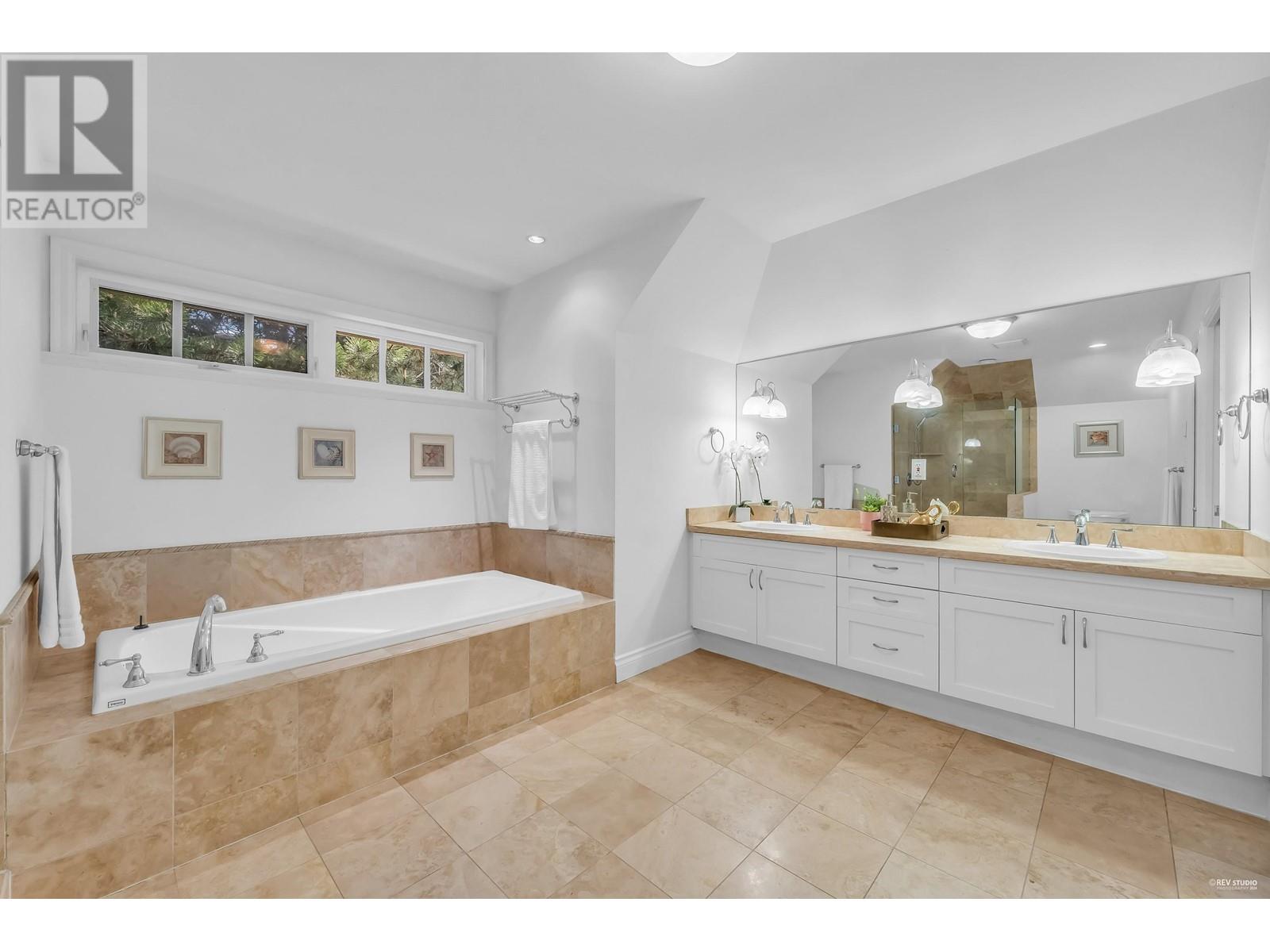 4683 Decourcy Court, West Vancouver, British Columbia  V7W 3J5 - Photo 31 - R2927406