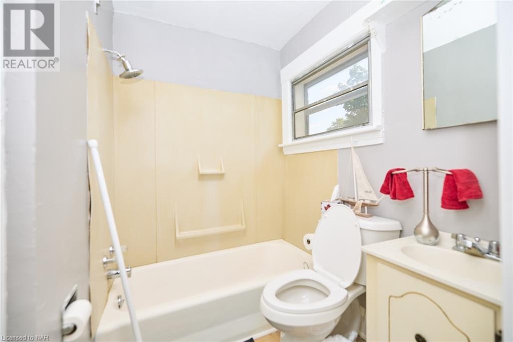 3758 Main Street, Niagara Falls (Chippawa), Ontario  L2G 6B2 - Photo 30 - X9413691