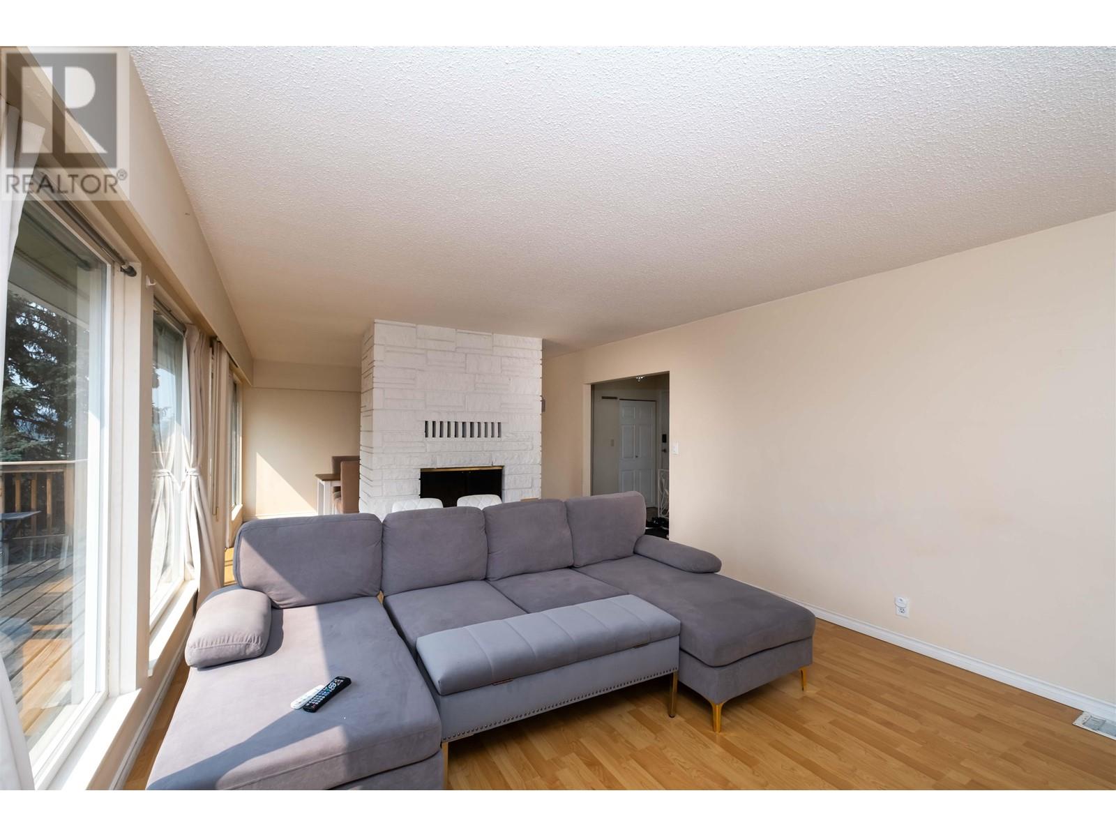 Property at 2040 CAPE HORN AVENUE image 3