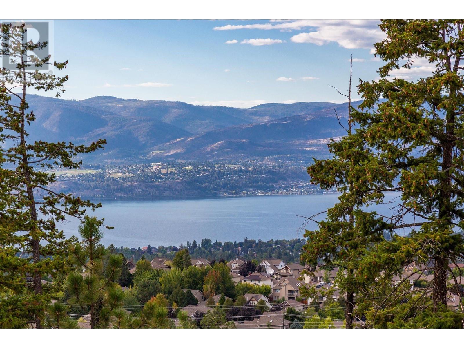 980 Ledgeview Court Kelowna