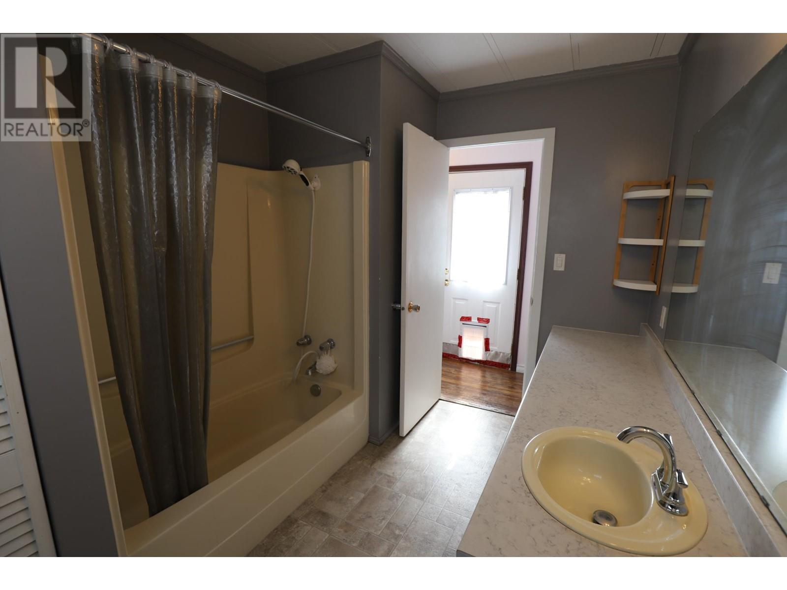 6b-254 Merritt Spences Br Hwy, Merritt, British Columbia  V0K 1Y0 - Photo 9 - 180991