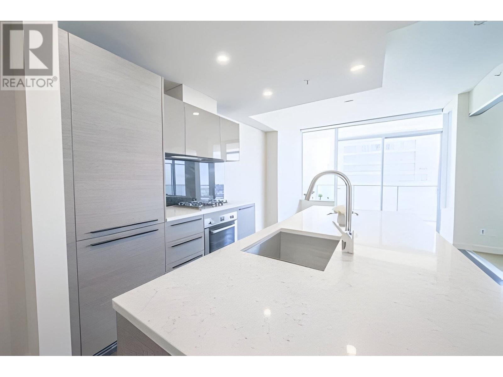 Listing Picture 2 of 15 : 1003 6383 MCKAY AVENUE, Burnaby / 本拿比 - 魯藝地產 Yvonne Lu Group - MLS Medallion Club Member