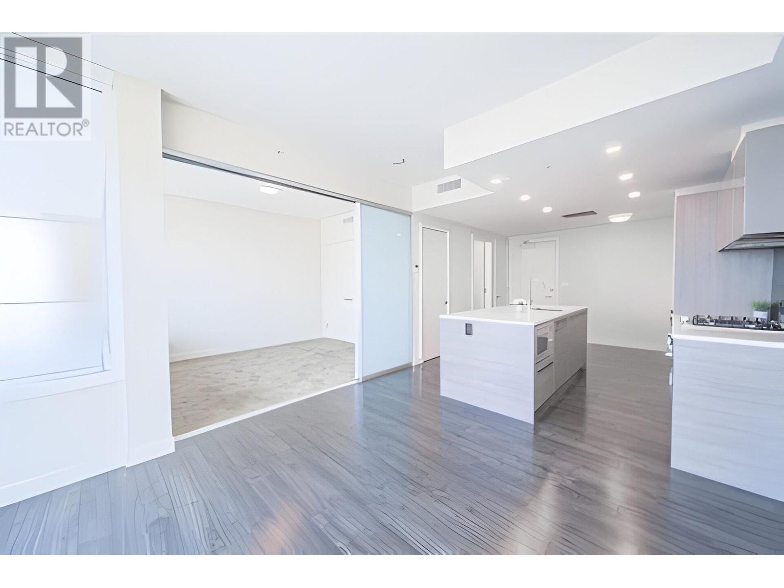 Listing Picture 6 of 15 : 1003 6383 MCKAY AVENUE, Burnaby / 本拿比 - 魯藝地產 Yvonne Lu Group - MLS Medallion Club Member