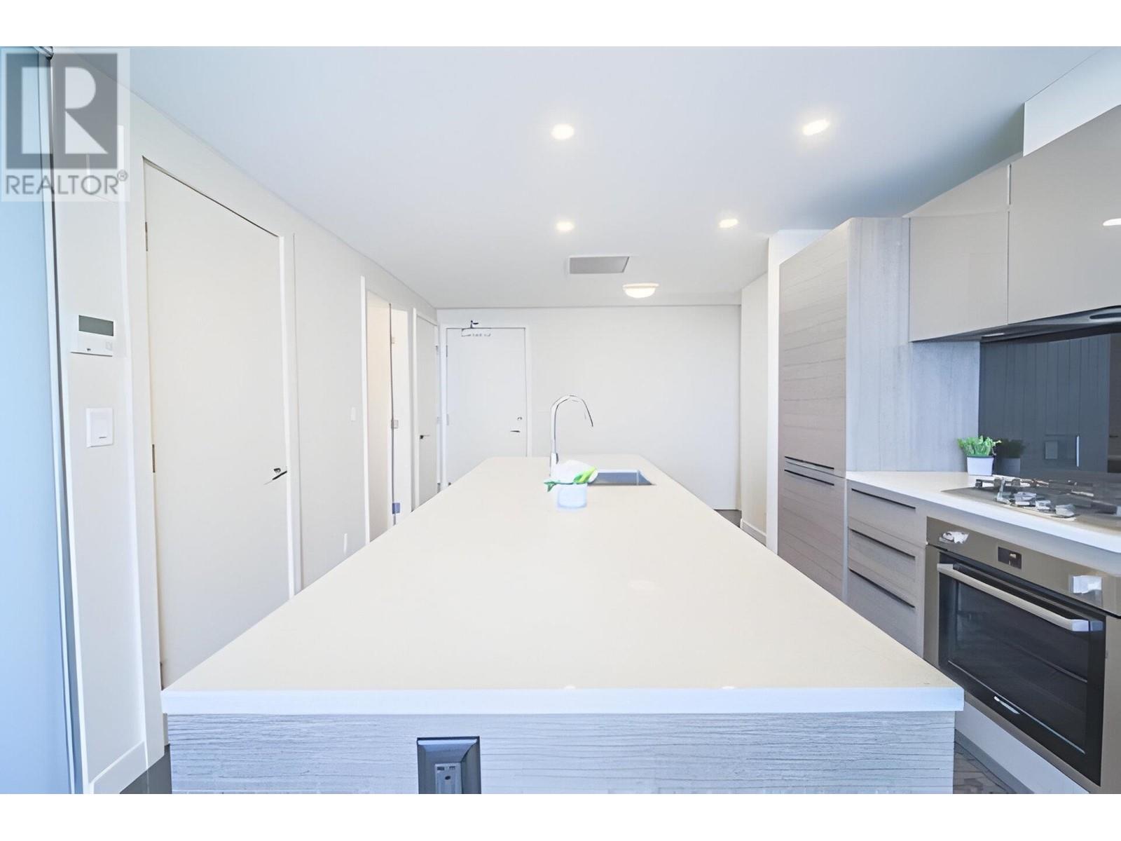 Listing Picture 3 of 15 : 1003 6383 MCKAY AVENUE, Burnaby / 本拿比 - 魯藝地產 Yvonne Lu Group - MLS Medallion Club Member