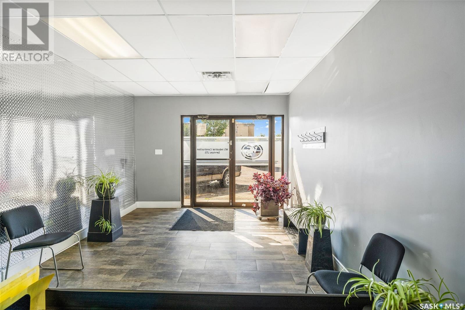 2 150 32nd Street W, Prince Albert, Saskatchewan  S6V 7H7 - Photo 4 - SK983551