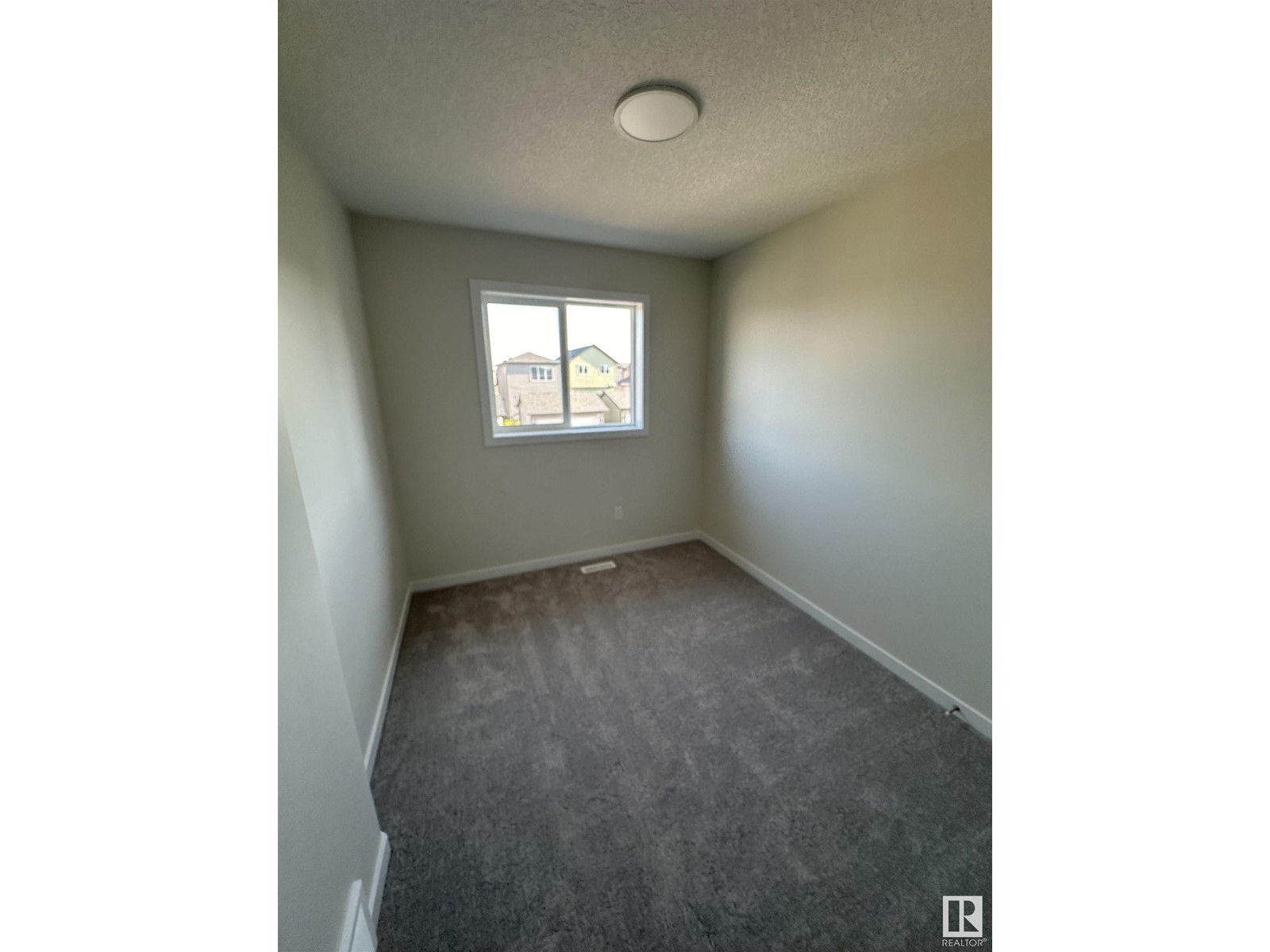 7055 182 Av Nw, Edmonton, Alberta  T5Z 0V7 - Photo 11 - E4407007