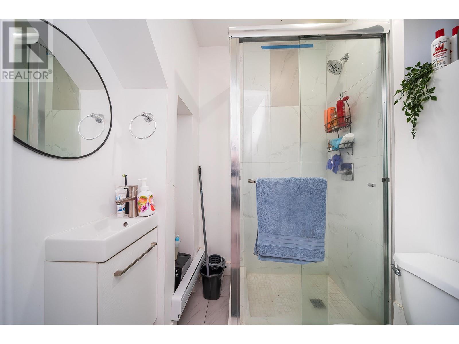 5140 Slocan Street, Vancouver, British Columbia  V5R 2A5 - Photo 11 - R2918775