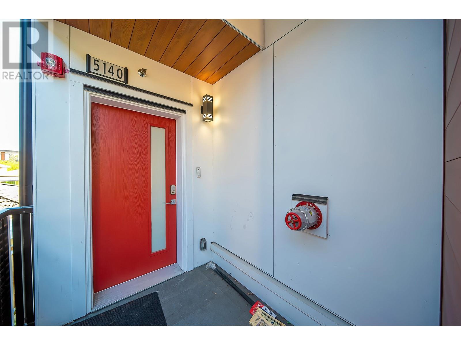 5140 Slocan Street, Vancouver, British Columbia  V5R 2A5 - Photo 3 - R2918775