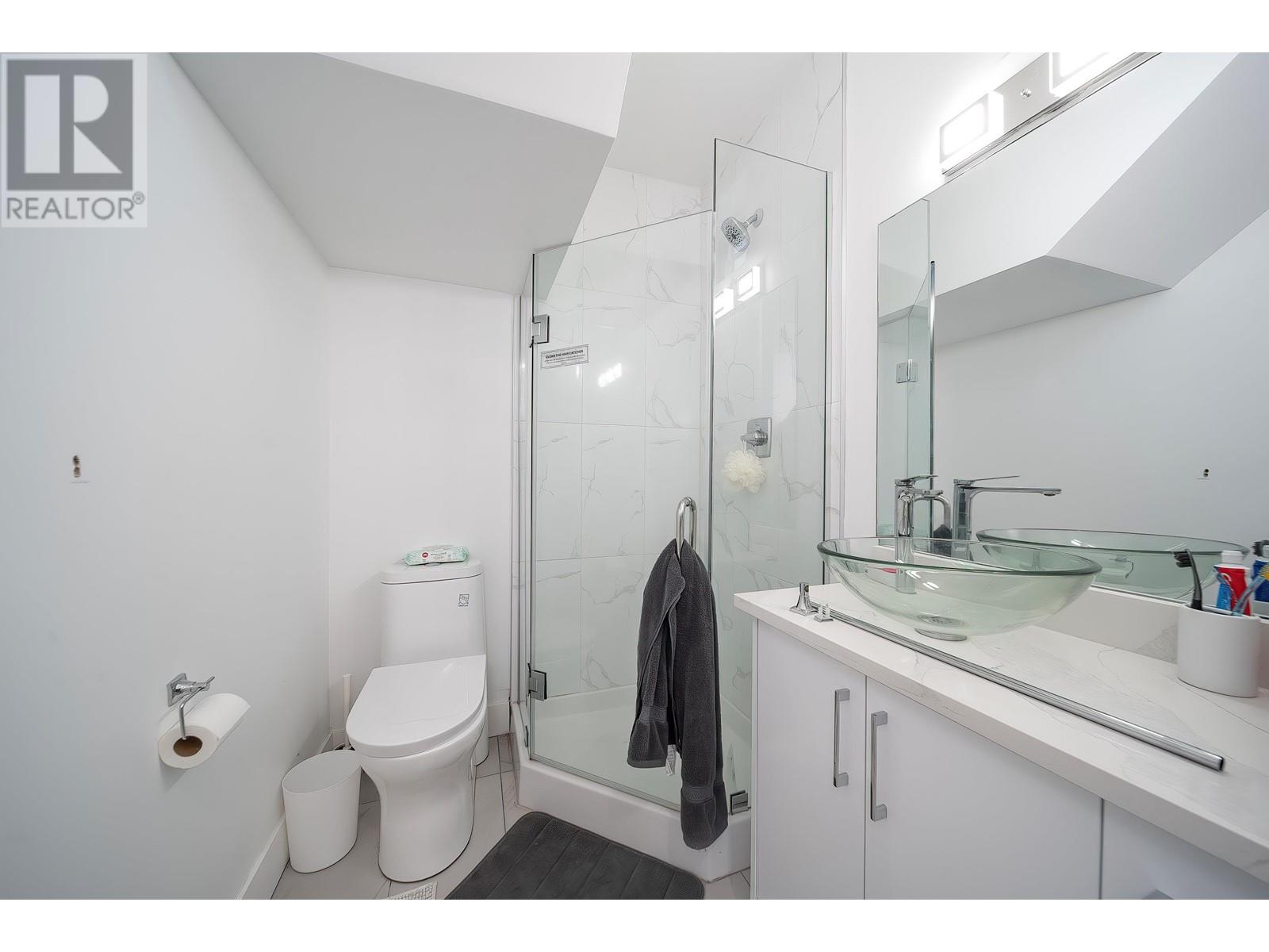 5140 Slocan Street, Vancouver, British Columbia  V5R 2A5 - Photo 12 - R2918775