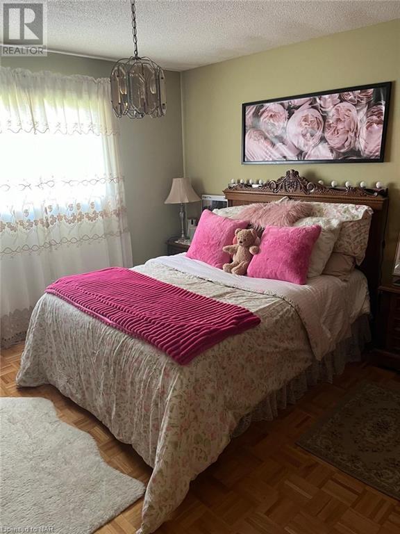 78 Ashburn CrescentVaughan (East Woodbridge), Ontario  L4L 1G9 - Photo 6 - N9413880