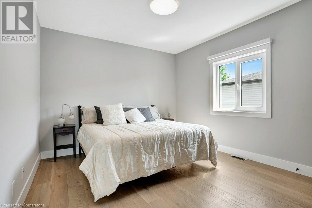 2208 Red Thorne Avenue, London, Ontario  N6P 0E5 - Photo 31 - 40648547