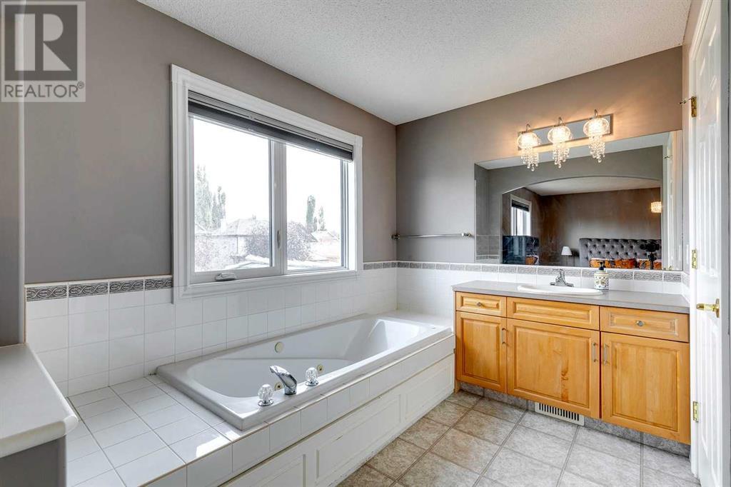 51 Evergreen Manor Sw, Calgary, Alberta  T2Y 3T7 - Photo 26 - A2166278