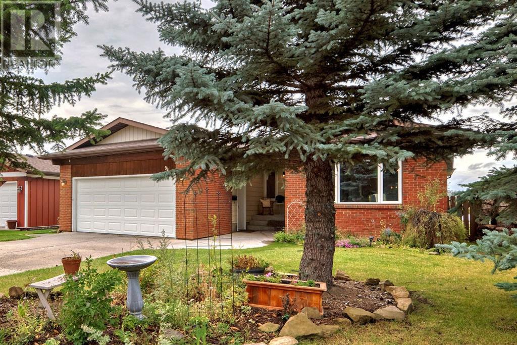 96 Glenhill Drive, Cochrane, Alberta  T4C 1H1 - Photo 1 - A2163530