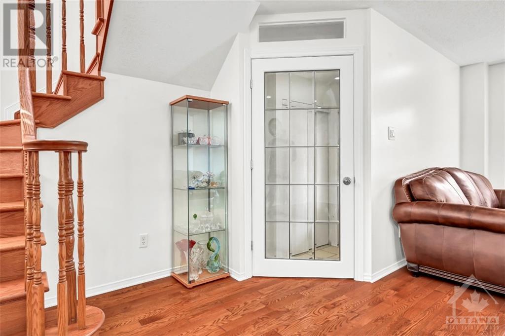 152 Flamborough Way, Kanata, Ontario  K2K 3H9 - Photo 2 - 1412667