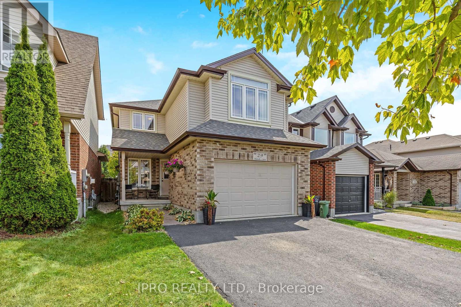 29 Maude Lane, Guelph (Grange Hill East), Ontario  N1E 0G3 - Photo 2 - X9357597