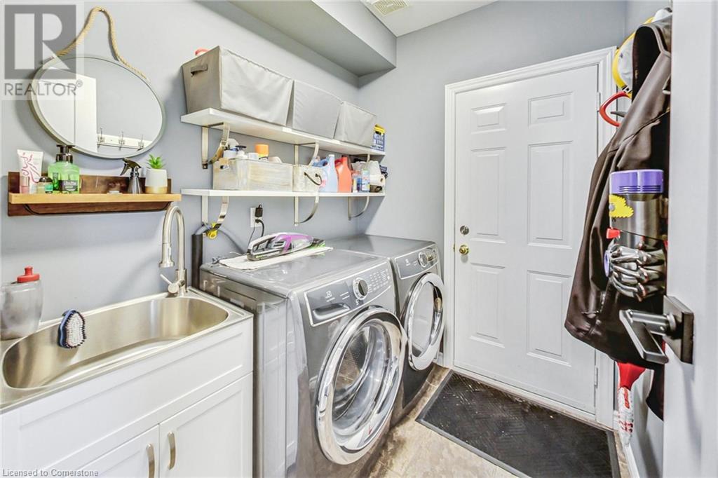 39 Panabaker Drive Unit# 1, Ancaster, Ontario L9G 0A2 - Photo 15 - 40649793