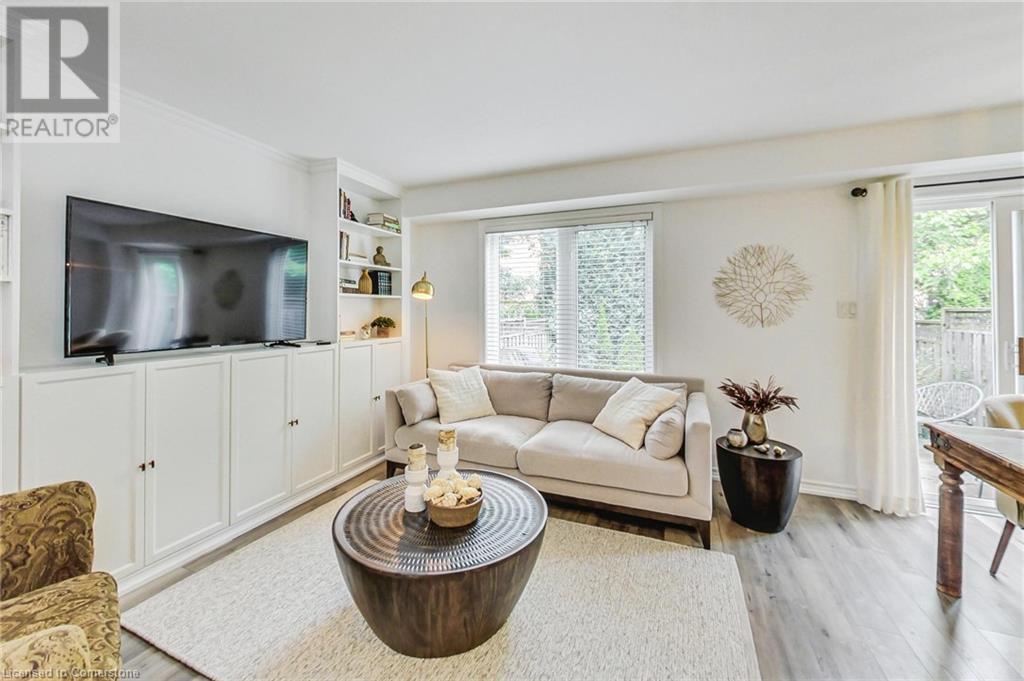 39 Panabaker Drive Unit# 1, Ancaster, Ontario L9G 0A2 - Photo 6 - 40649793
