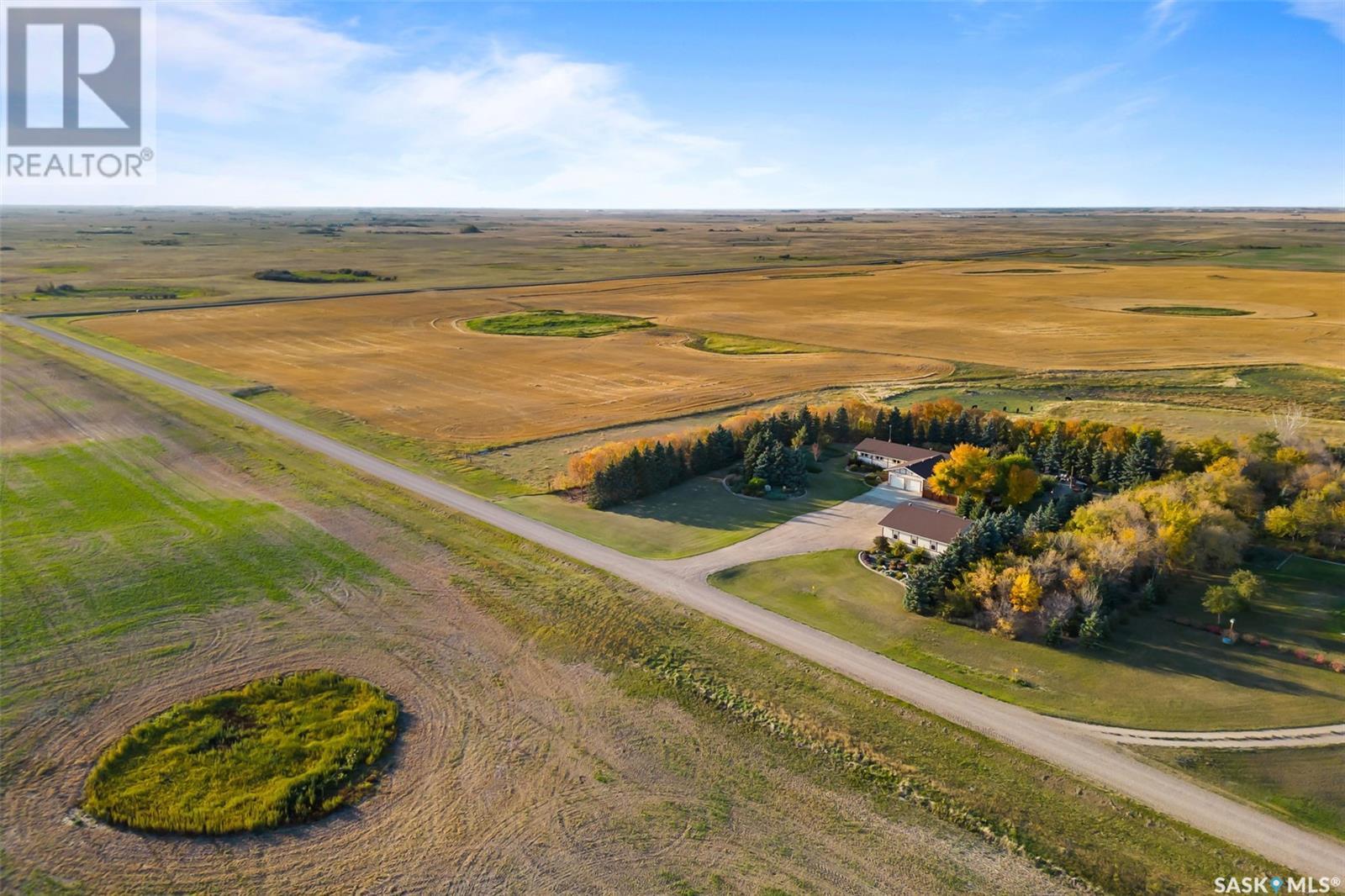 Lumsden / Bethune Prairie Oasis Acreage, Dufferin Rm No. 190, Saskatchewan  S0G 3C0 - Photo 1 - SK984100