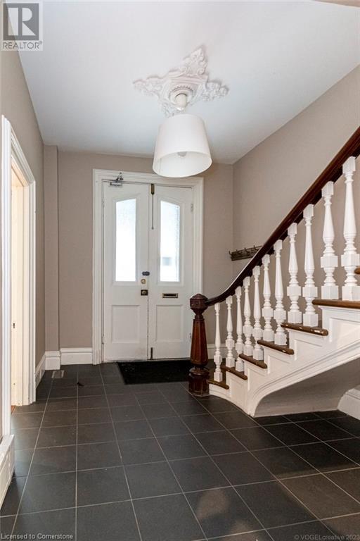 203 Macnab Street S, Hamilton, Ontario  L8P 3C8 - Photo 7 - XH4188162