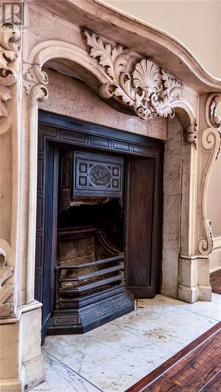 203 Macnab Street S, Hamilton, Ontario  L8P 3C8 - Photo 8 - XH4188162