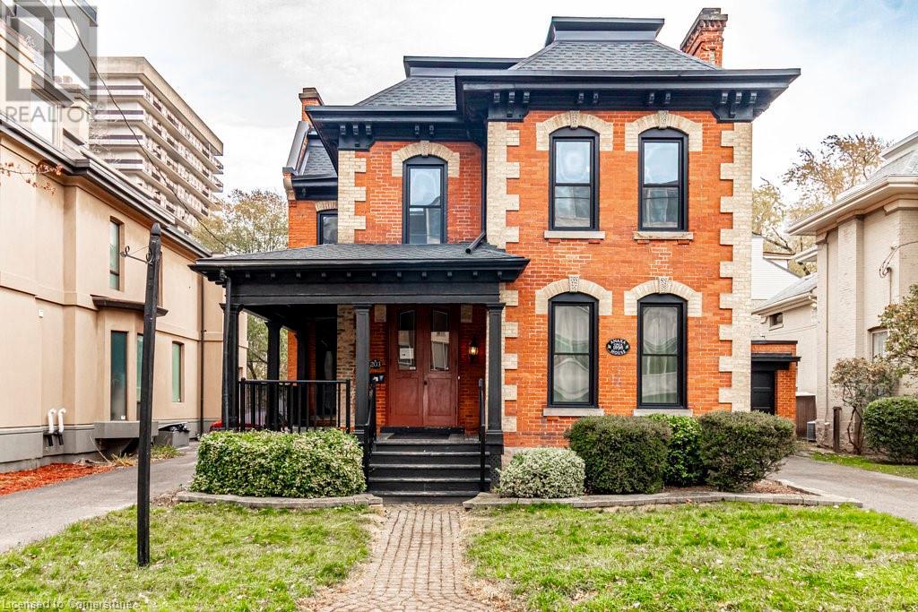 203 MACNAB Street S, Hamilton, Ontario