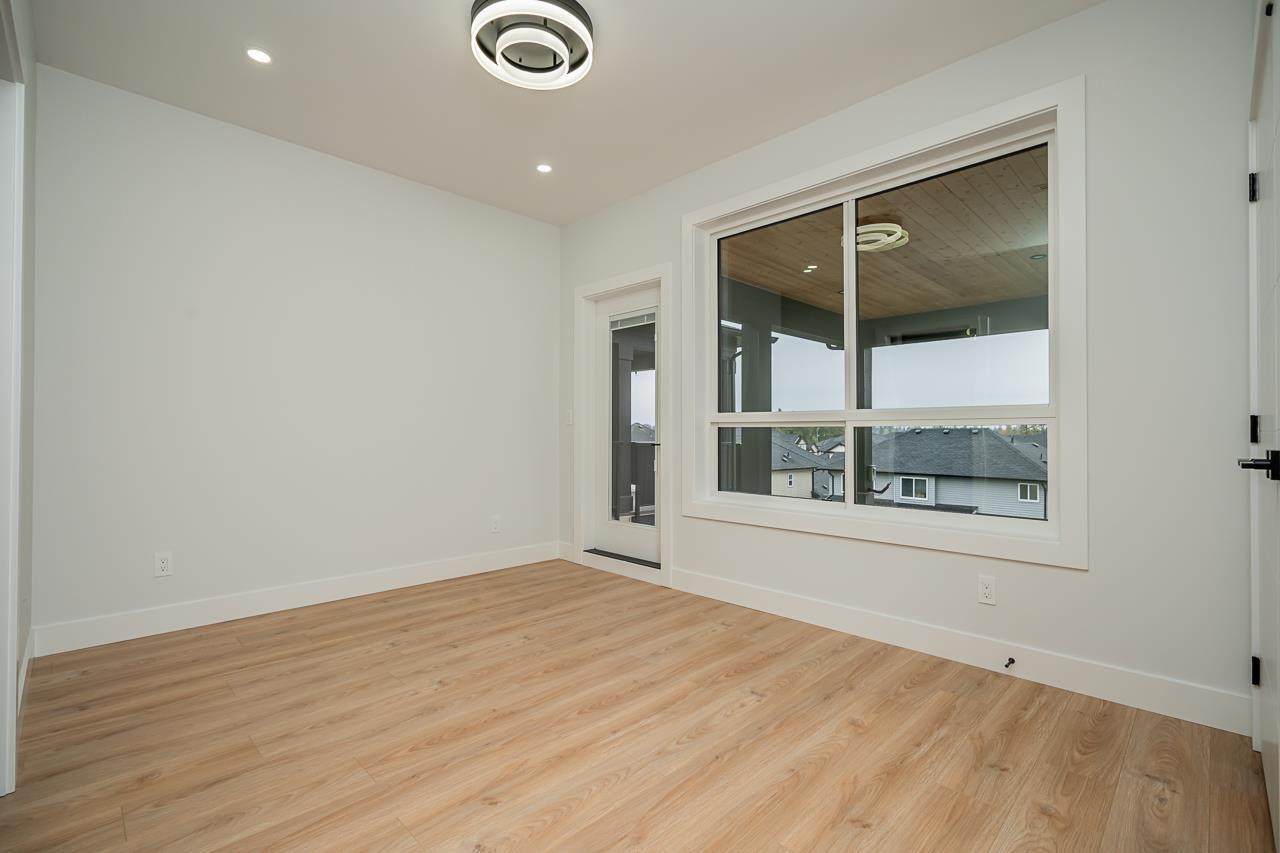 Property at 2575 TERMINAL COURT image 5