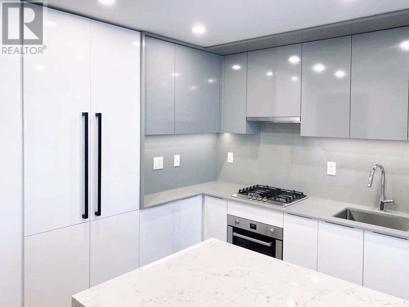 Listing Picture 7 of 22 : 2510 4711 HAZEL STREET, Burnaby / 本拿比 - 魯藝地產 Yvonne Lu Group - MLS Medallion Club Member