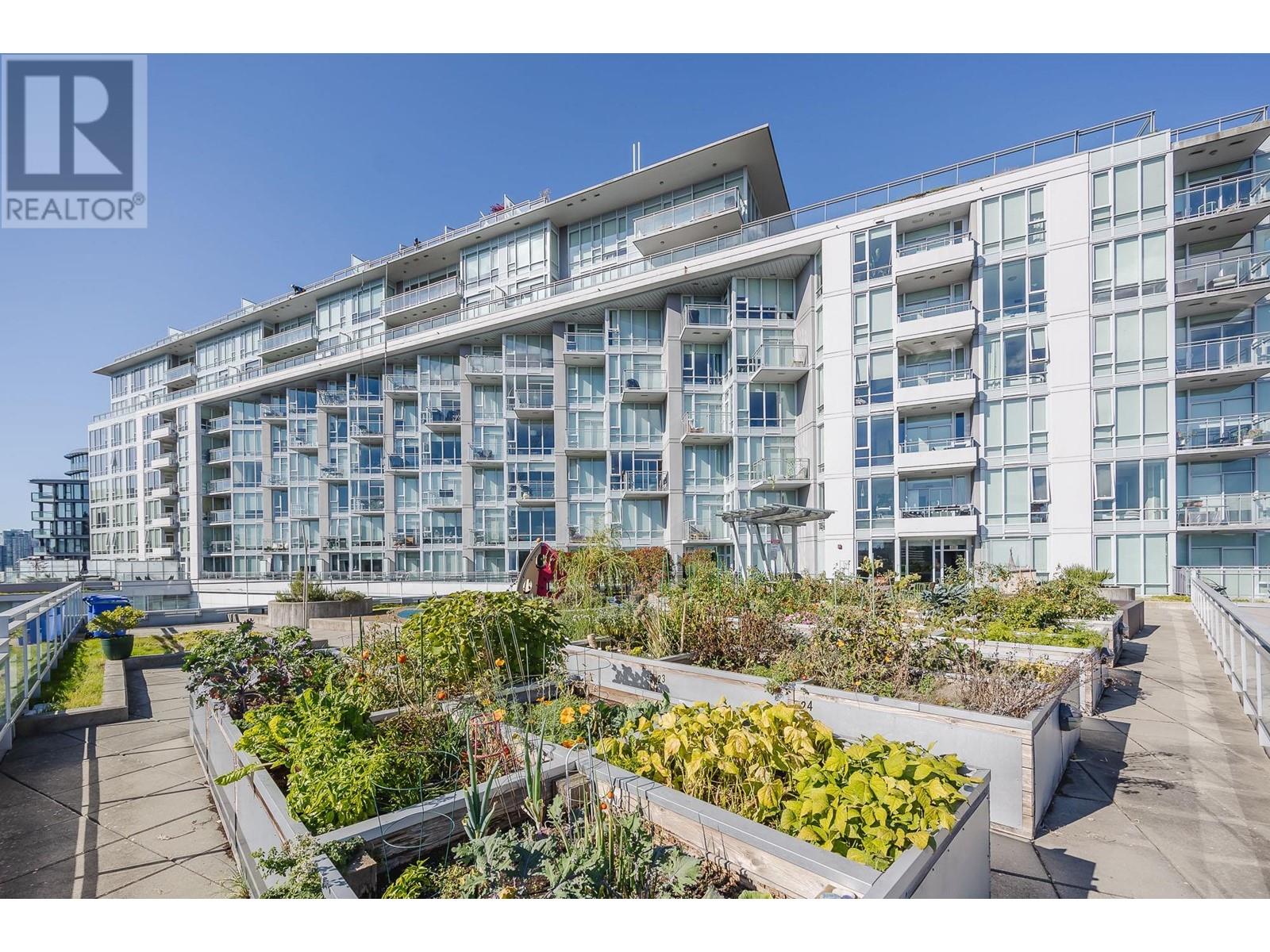 Listing Picture 34 of 38 : 2015 1618 QUEBEC STREET, Vancouver / 溫哥華 - 魯藝地產 Yvonne Lu Group - MLS Medallion Club Member