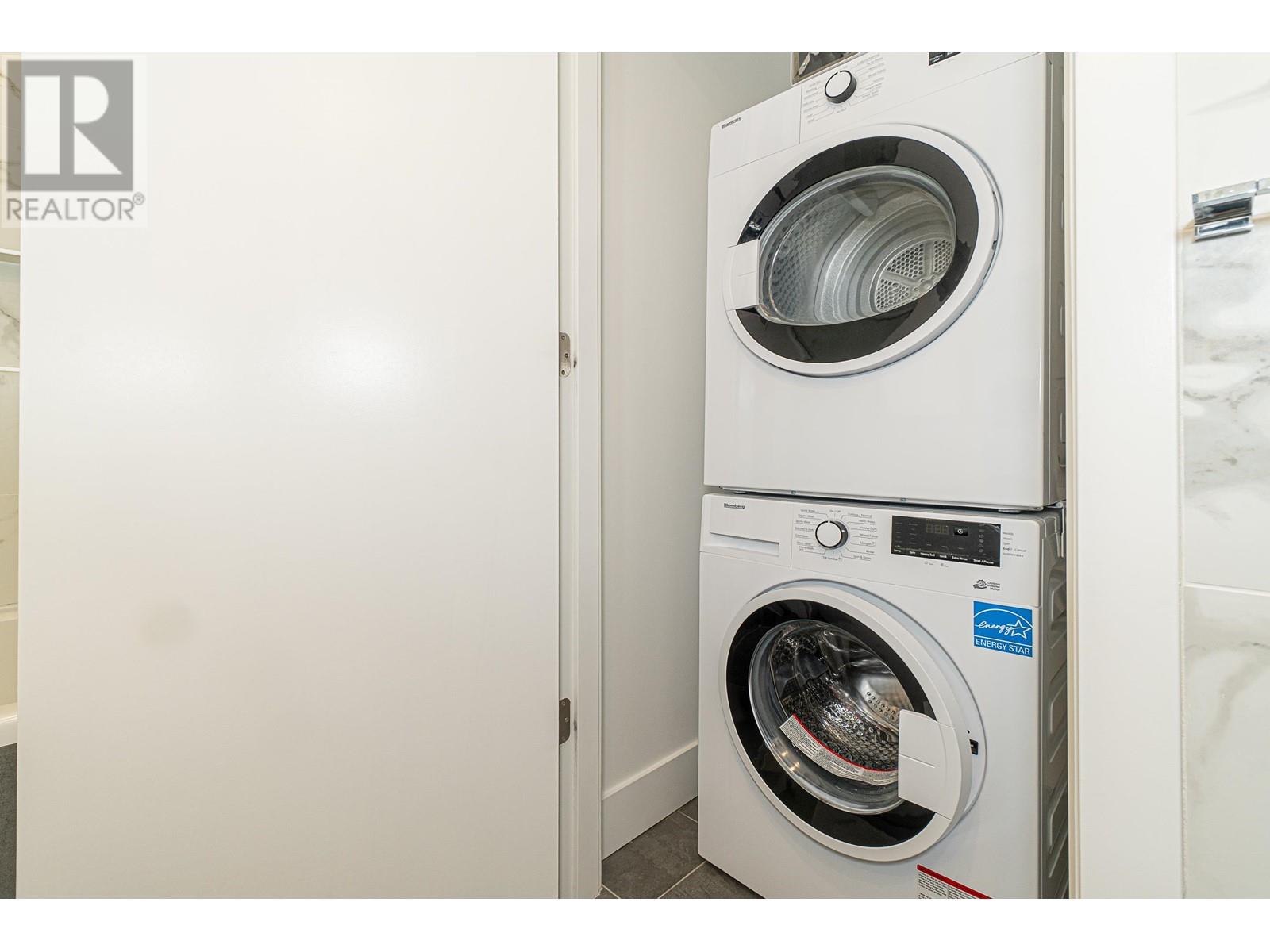 Listing Picture 10 of 22 : 2510 4711 HAZEL STREET, Burnaby / 本拿比 - 魯藝地產 Yvonne Lu Group - MLS Medallion Club Member