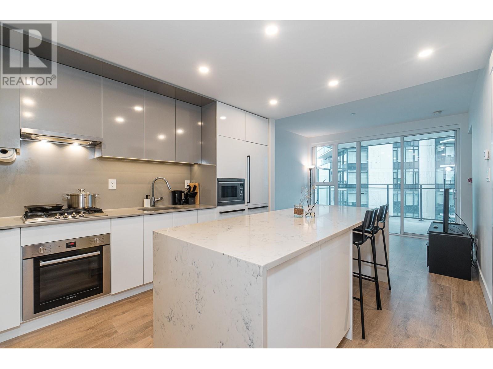 Listing Picture 6 of 22 : 2510 4711 HAZEL STREET, Burnaby / 本拿比 - 魯藝地產 Yvonne Lu Group - MLS Medallion Club Member