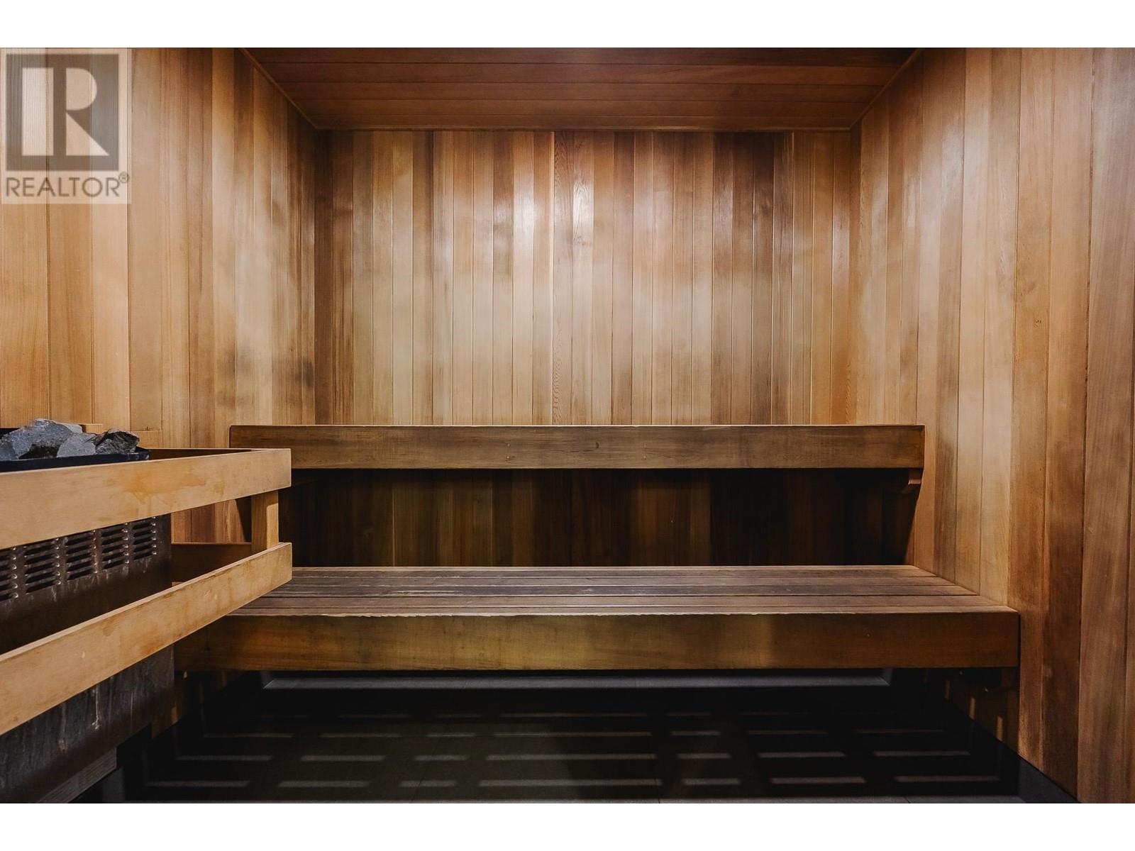 Listing Picture 30 of 38 : 2015 1618 QUEBEC STREET, Vancouver / 溫哥華 - 魯藝地產 Yvonne Lu Group - MLS Medallion Club Member