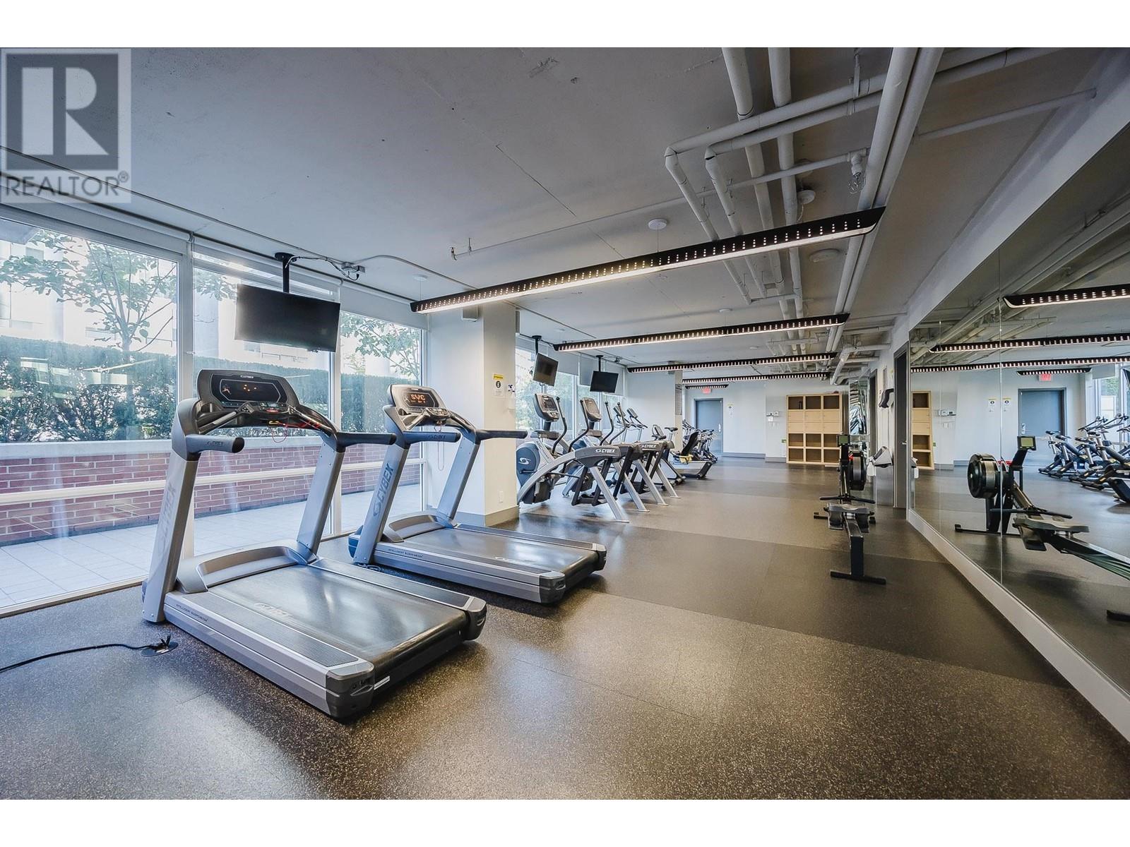 Listing Picture 28 of 38 : 2015 1618 QUEBEC STREET, Vancouver / 溫哥華 - 魯藝地產 Yvonne Lu Group - MLS Medallion Club Member