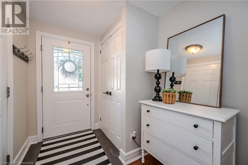 2 Worton Avenue Unit# 4, Guelph, Ontario N1H 7C5 - Photo 4 - XH4205783