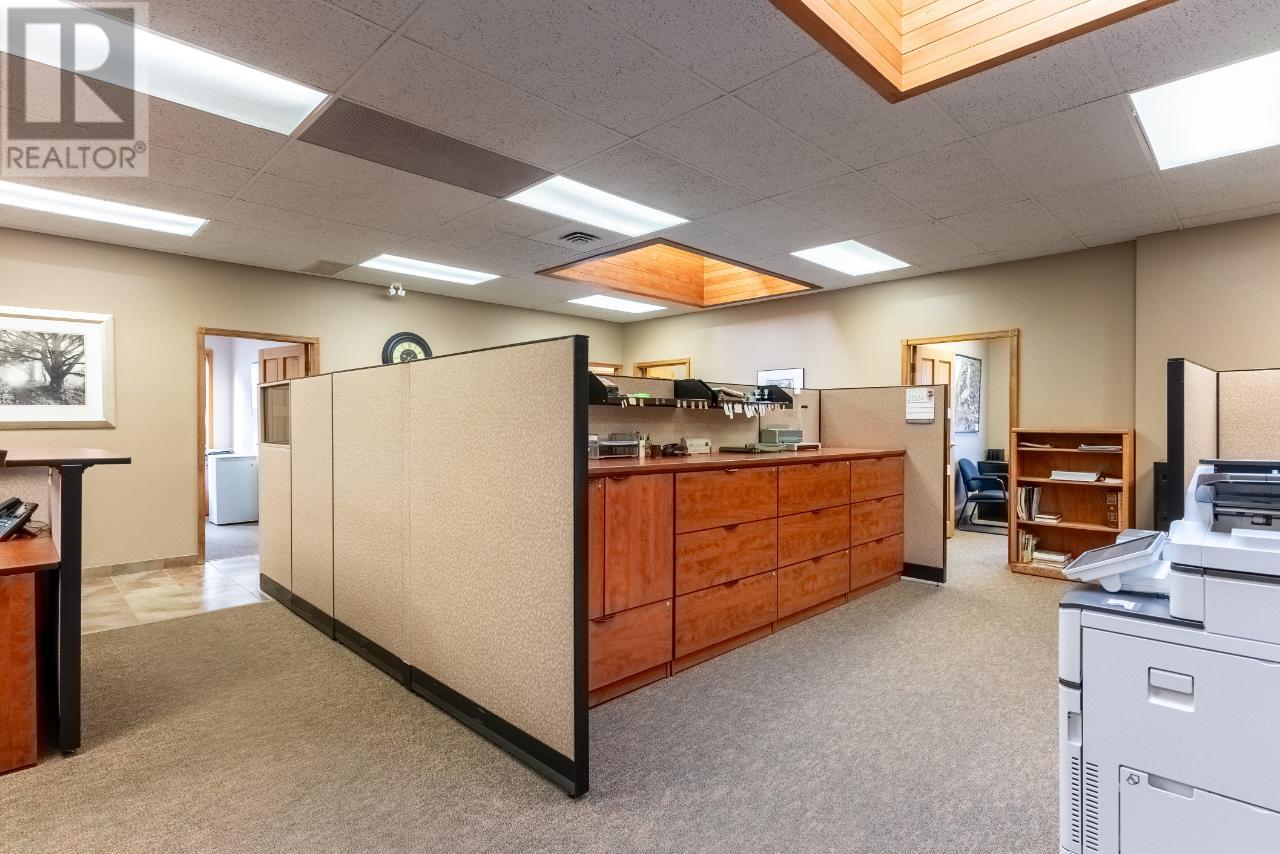 207-310 Nicola Street, Kamloops, British Columbia   - Photo 19 - 181005