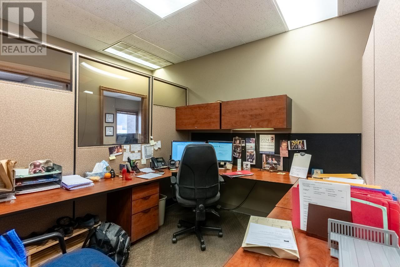 207-310 Nicola Street, Kamloops, British Columbia   - Photo 20 - 181005