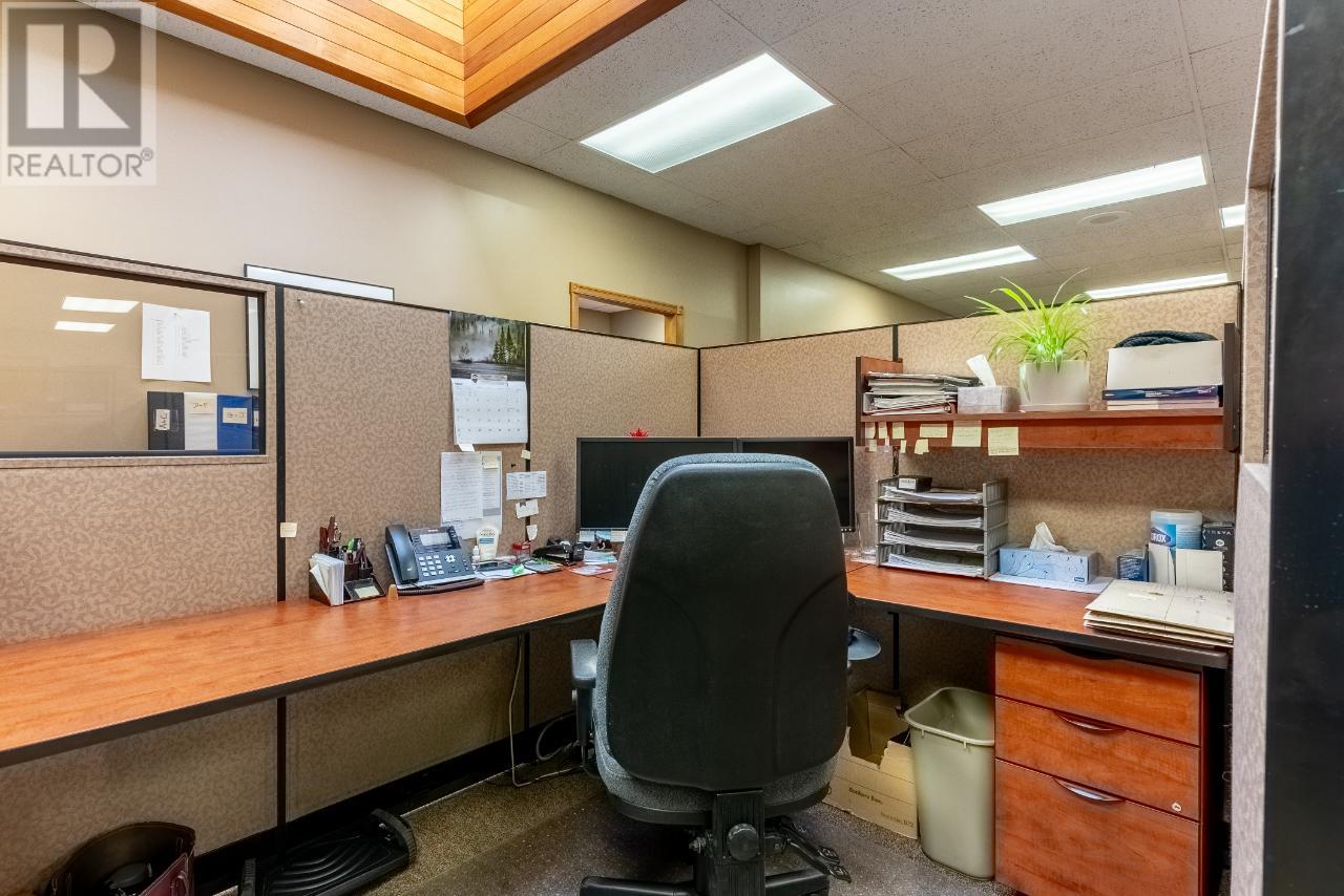 207-310 Nicola Street, Kamloops, British Columbia   - Photo 24 - 181005